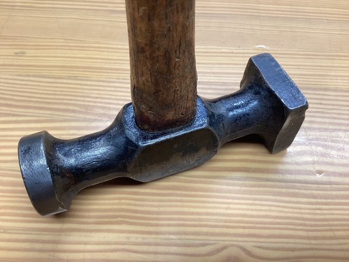 Vintage Heller 14oz Body Hammer Horseshoe Trademark Good Condition L👀K ! - Picture 8 of 15