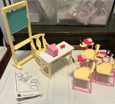 Barbie Office Chair Barbie Talk With Me Doll W CD ROM Furniture