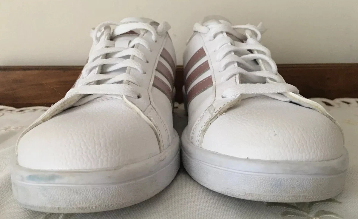 Adidas women's advantage stripe sneaker best sale rose gold