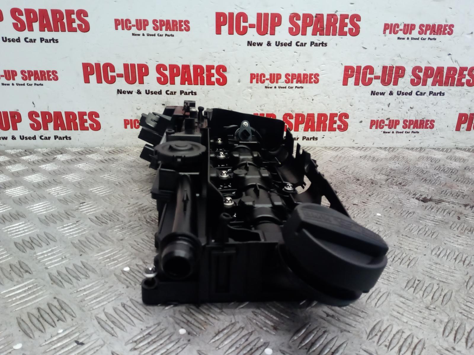 BMW X3 F25 10-17 2.0 Diesel B47d20a Rocker Cam Engine Cover  