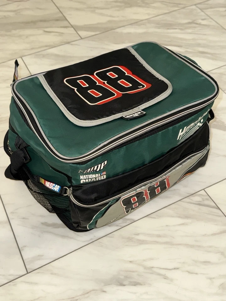 Fiambrera Dale Earnhardt Jr #88 Amp Energy - Enfriador Nascar De Colección Y2K 12x9x9 Foto 2 de 4