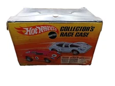 1969 Hot Wheels Collector’s Race Case w/ 30+ Cars Vintage Mattel Storage Lot