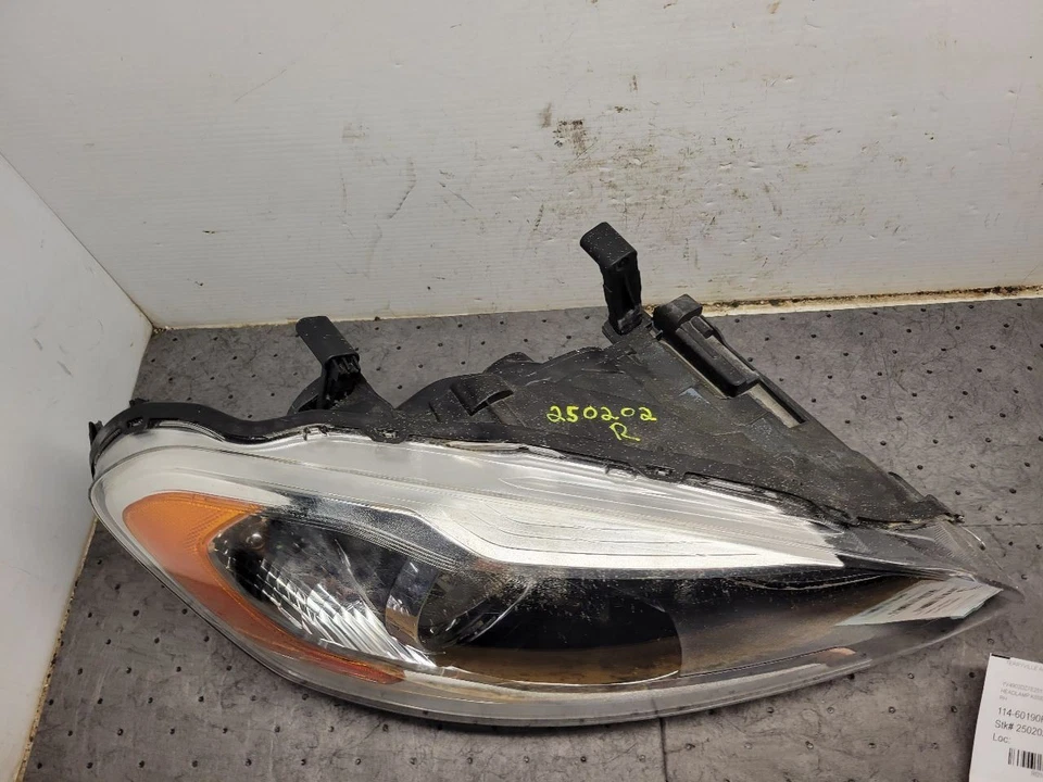 Faro derecho pasajero xenón HID compatible con 14-17 VOLVO XC60 1616382 Foto 2 de 4