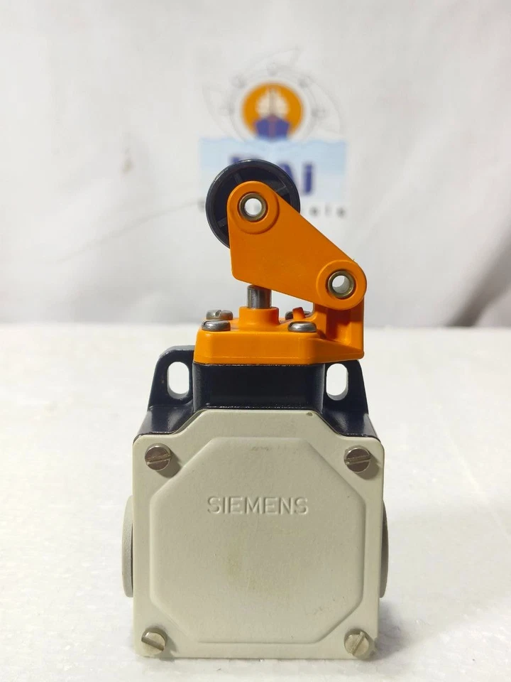 SIEMENS 3SE3 100-1E-Z POSITION LIMIT SWITCH 6A 230V 3SE31001EZ FREE SHIPPING - Image 2 of 4