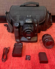 Canon EOS 5D Mark III with 2 lenses, Battery Grip, battery and battery charger
