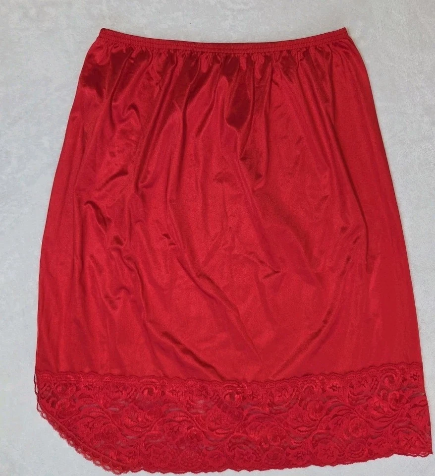 Vintage VANITY FAIR Red Half Slip Skirt Lingerie Silky Nylon Lace Trim M RARE - Image 3 of 4