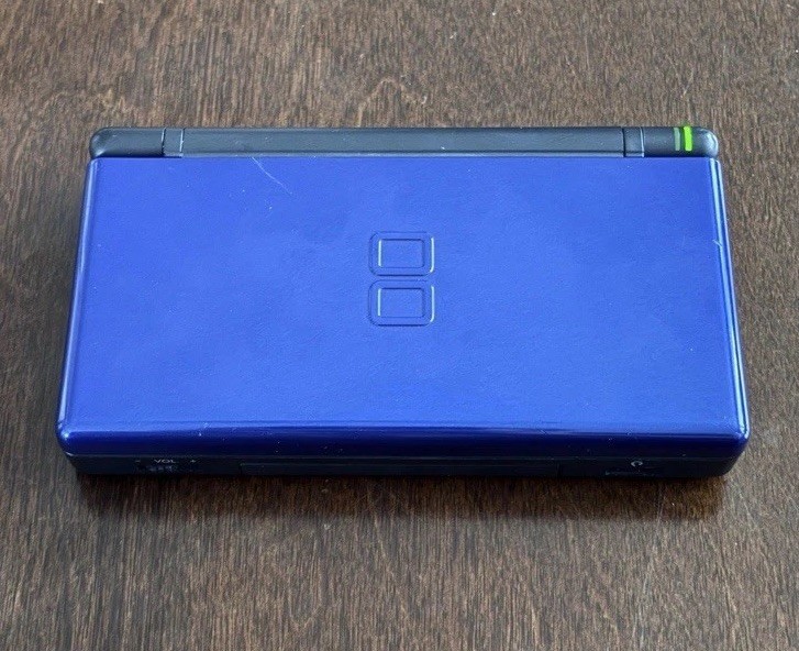Blue Nintendo DS Lite Charger Stylus Included No Game