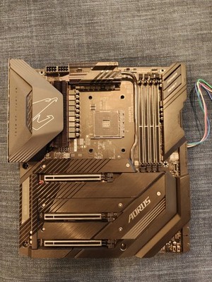 Gigabyte X570 AORUS XTREME Motherboard Socket AM4 DDR4 E-ATX