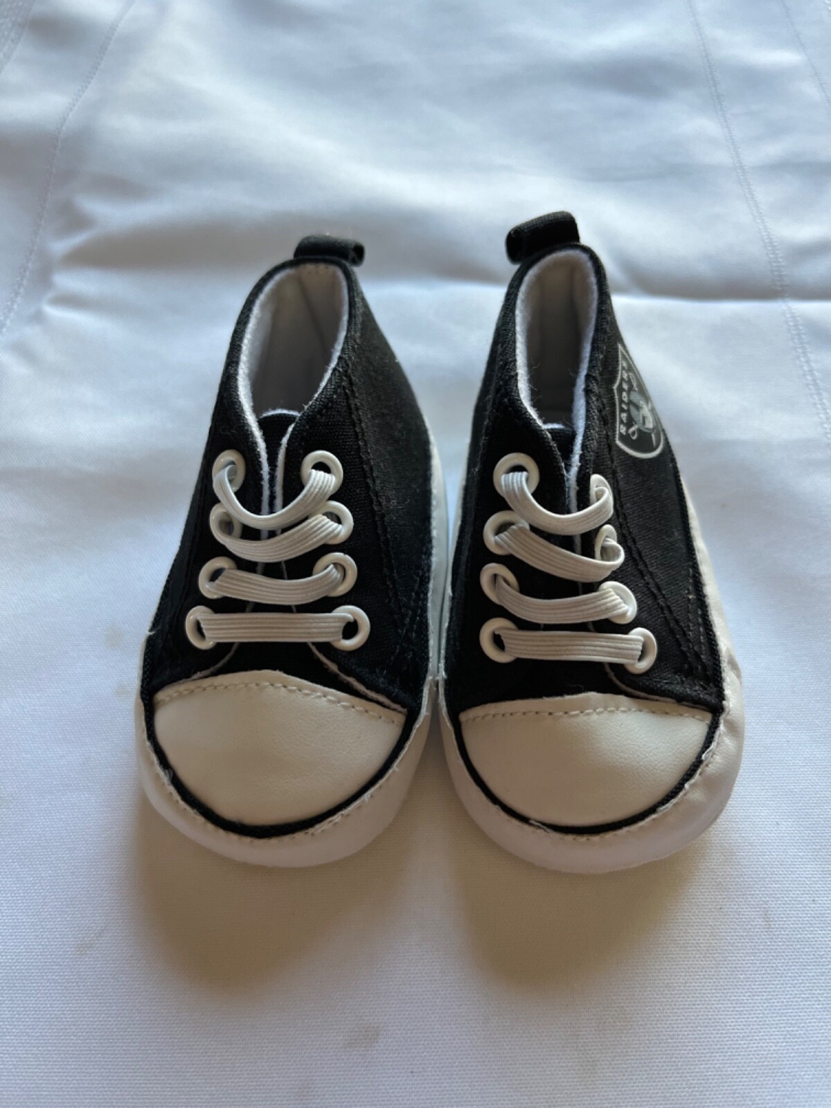 Raiders 0-6 months slip on shoes