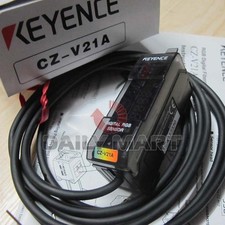 Keyence Digital RGB Fibreoptic Sensor CZ-V21A CZV21A New in Box Free Ship