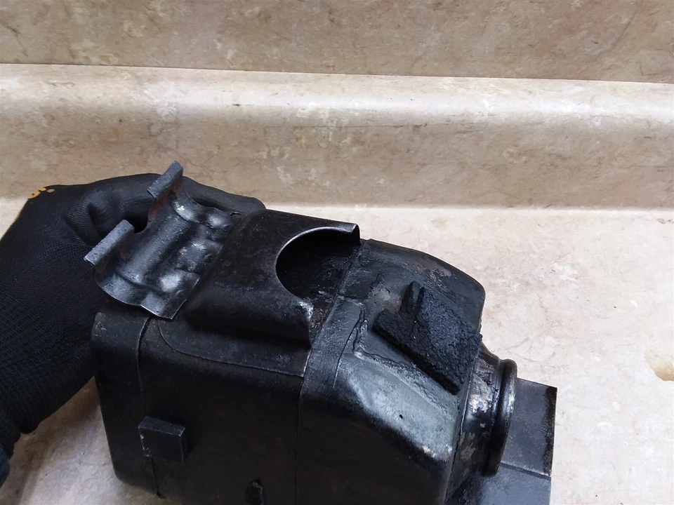 Carcaça de limpador de filtro de caixa de ar Yamaha RT2 DT2 RT3 DT3 1972 1973 RP-9 - Imagem 3 de 4