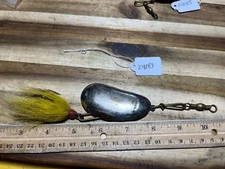 Antique Hendryx Musky Kidney spinner fishing lure (24183)