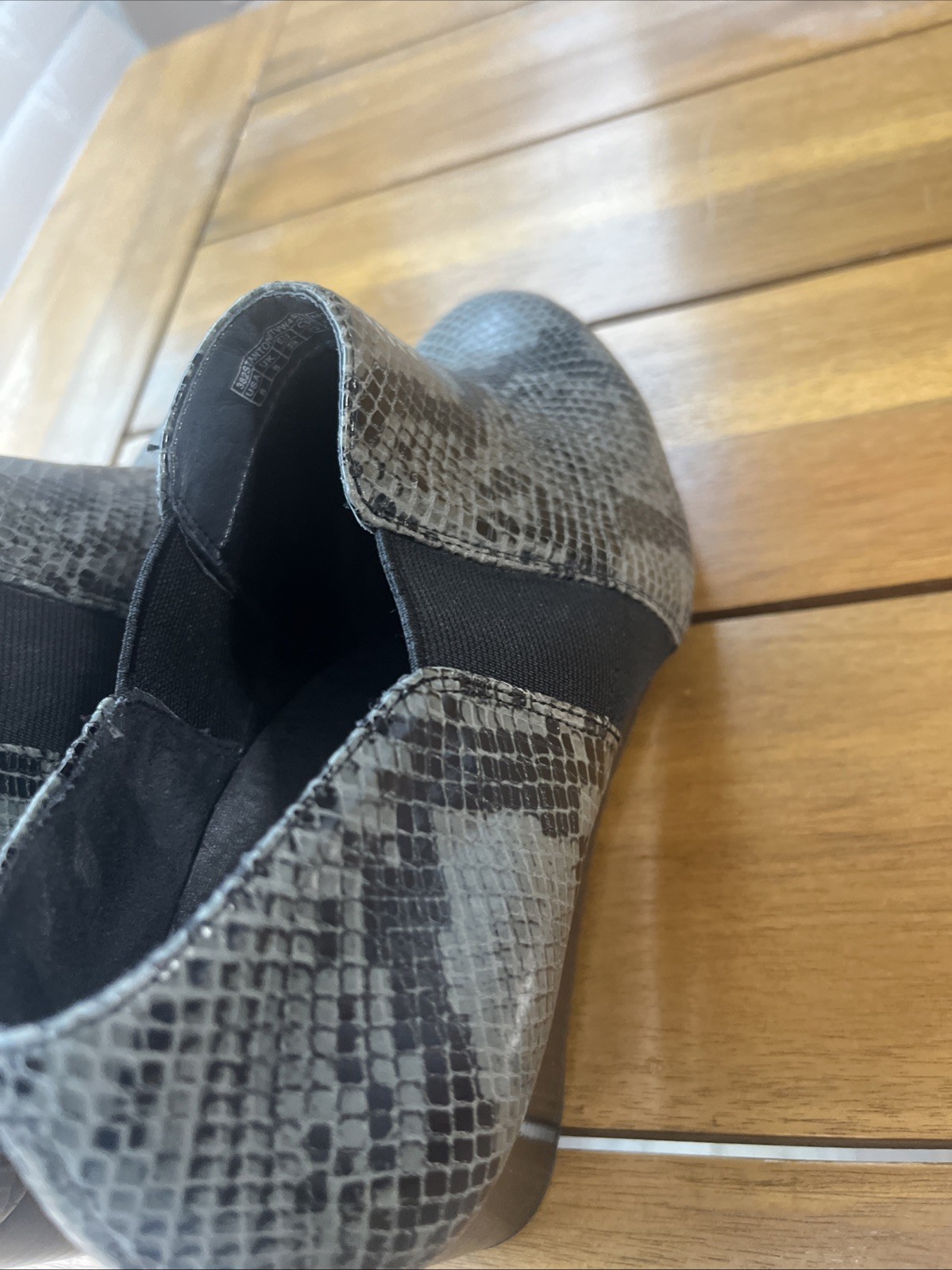 Vionic Stanton Wedge Black Gray Python Leather Sl… - image 5