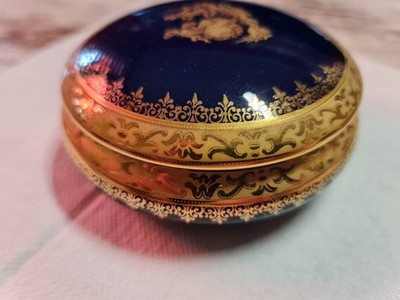 E.THOMAS PORZELAINES  24 Karat Gold LIMOGES FRANCE, Porzellandose,Schmuckstück