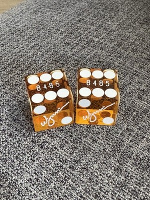 Wynn Hotel Casino Orange Dice 3/4  Pair Matching Numbers Las Vegas Nevada #8485