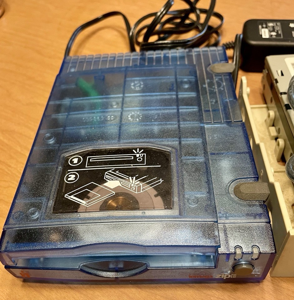 Iomega Zip 100 External Disk Drive Z100USB Translucent Blue & Internal ...