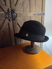 Dobbs Men  s Black Solid Felt Wool Bowler/Derby Hat Size 7 1/8
