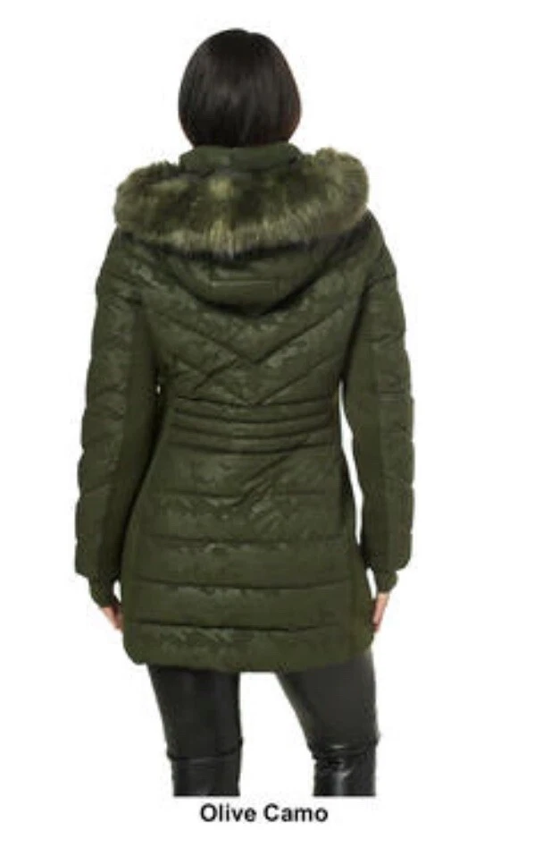 全新带标签 260 美元 Michael Kors 绿色豹纹 Puffer 夹克 尺寸 XS — 第 2/4 张图片