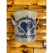 Vintage Rowe Pottery Crock Broadwater Academy 1998 Signed