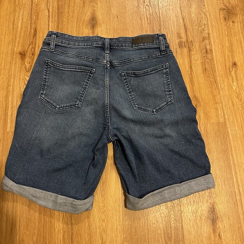 DKNY Jeans Womens 10 Denim Blue Jean Cuffed Shorts - Picture 5 of 10