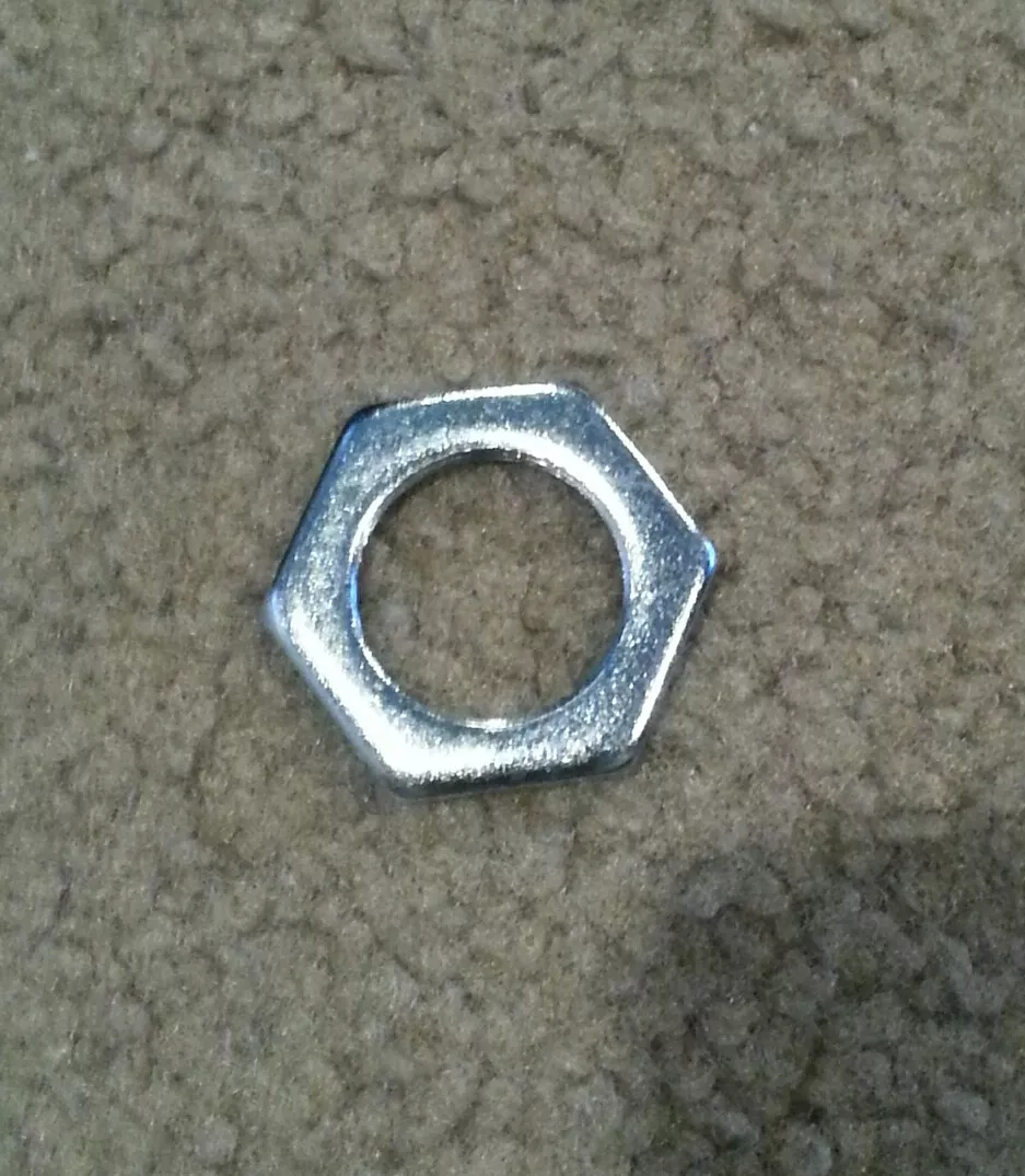 Bicycle crank on sale lock nut
