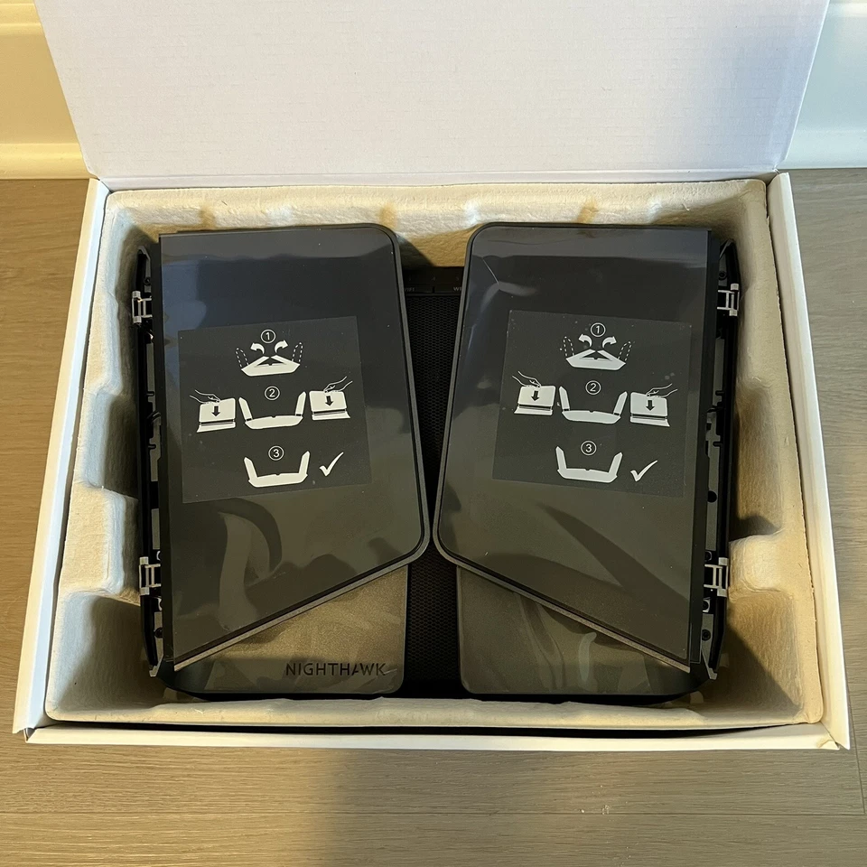 Netgear Nighthawk AX8 8-Stream AX6000 Wi-Fi 6Router - RAX80-100NAS - Image 3 of 4