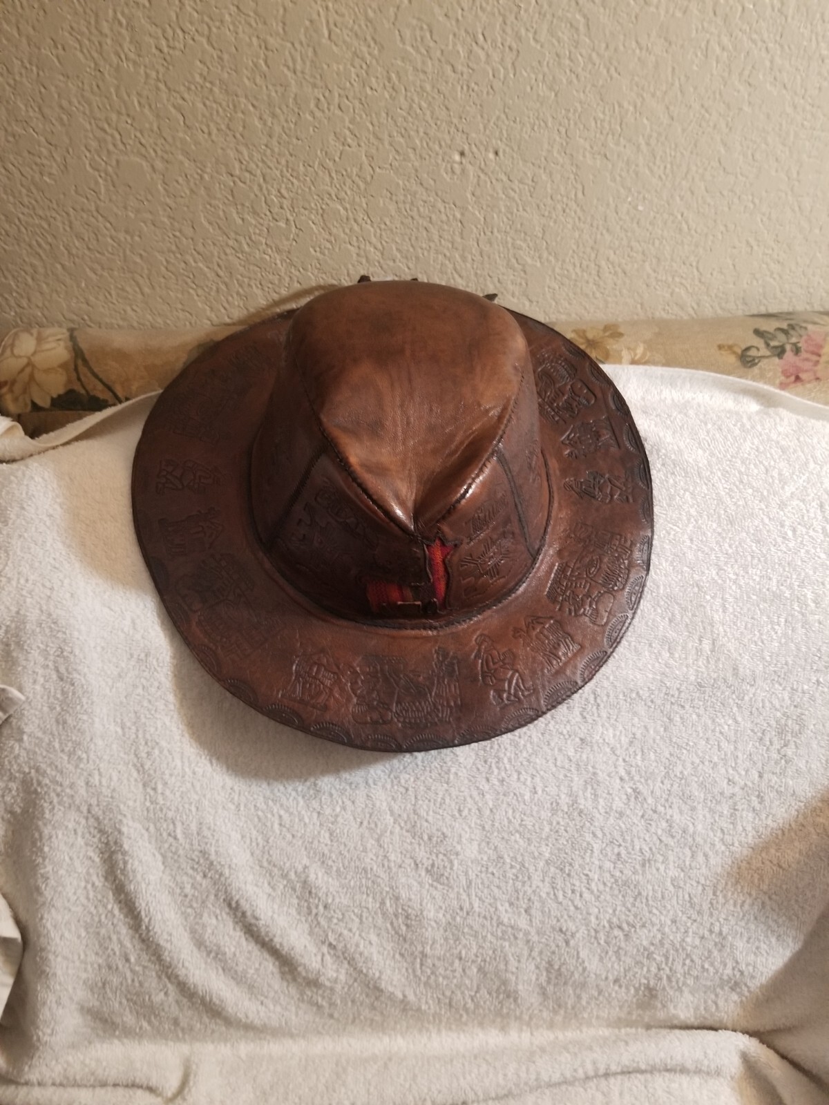 PERUVIAN LEATHER HAT - ONE SIZE - THROWBACK - TRA… - image 1