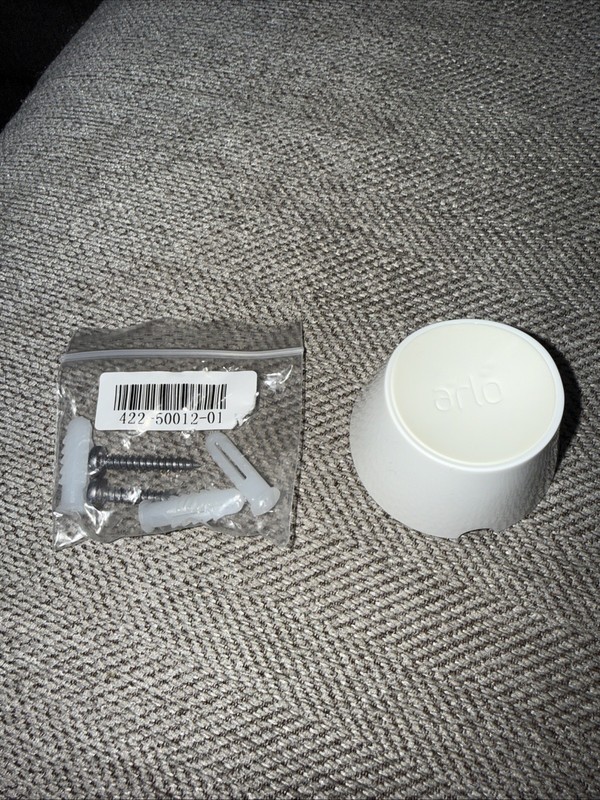 Arlo Magnetic Wall Mount White for all Ultra & Arlo Pro 3/4, outdoor