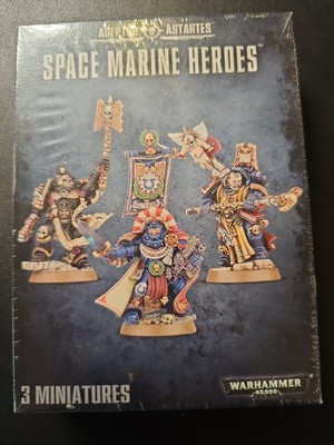 Warhammer 40K Space Marine Heroes Captain, Chaplain, Librarian OOP