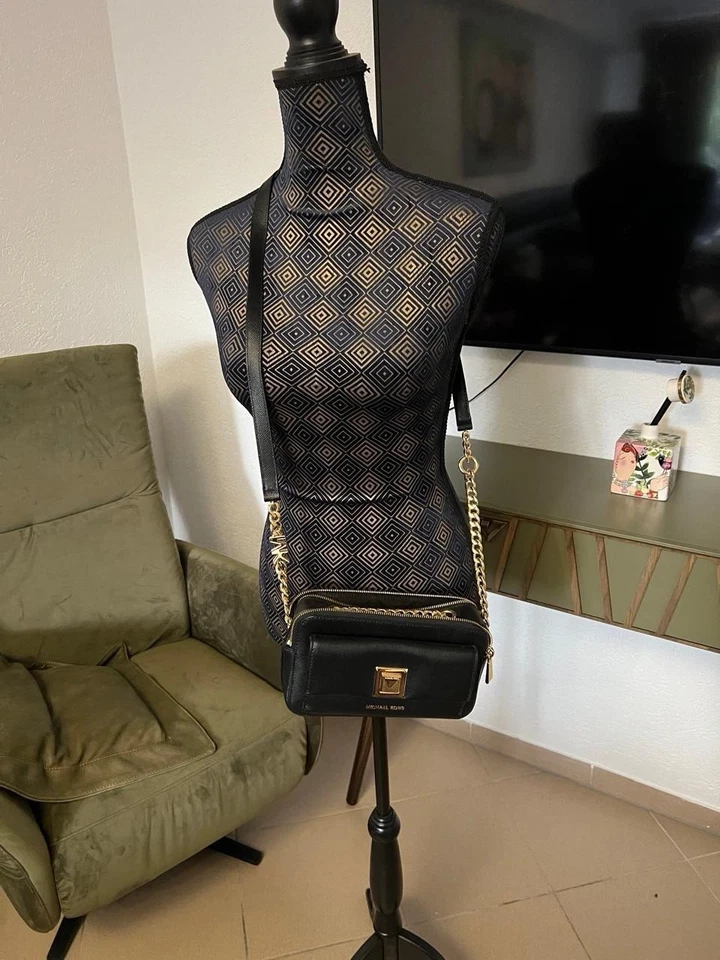 Michael Kors Umhängetasche Leder Schwarz - Bild 1 von 4