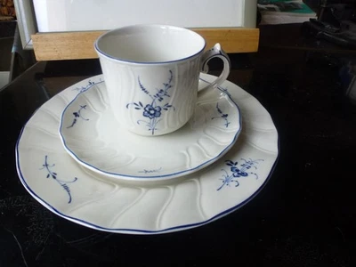 Service Petit-Déjeuner Villeroy & Boch Alt Luxemburg, Vieux Luxembourg, 3 Pièces - Photo 1/4