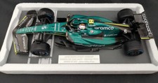 Minichamps 1/18 Aston Martin Aramco Cngnizant 2022 Sebastian Vettel 117 220305