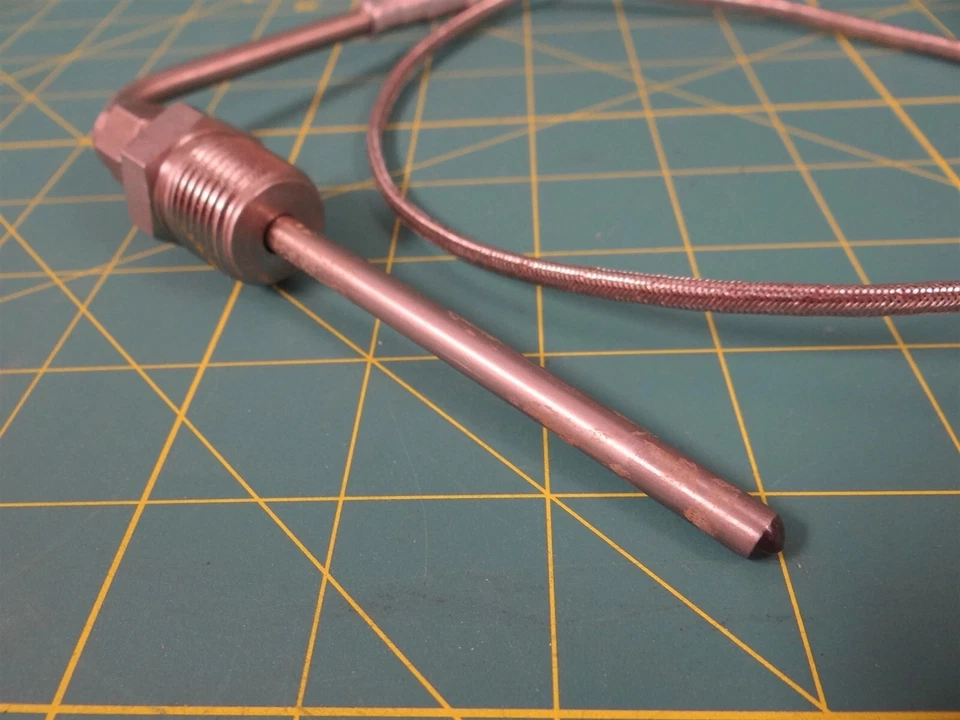 General Motors 8389798 Immersion Thermocouple NSN 6685-00-930-1769 *USED* - Image 4 of 4