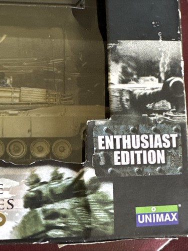 Unimax FOV Enthusiast — 1:72 U.S. M1A2 Abrams w/Commander Baghdad 2003 No. 85005 - Picture 10 of 10