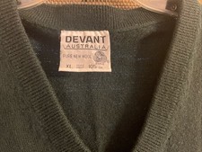 Vintage Devant Australia Pure Wool Vest Sweater V-Neck Black Mens XL