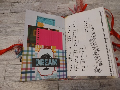 Disney Donald Duck In The Chipmunks Junk Journal, Hardcover Journal, tolles Geschenk - Bild 3 von 13
