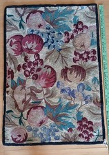 Tapis ancien crochet fruits et feuilles fait main 33,5" x 23" laine fait main