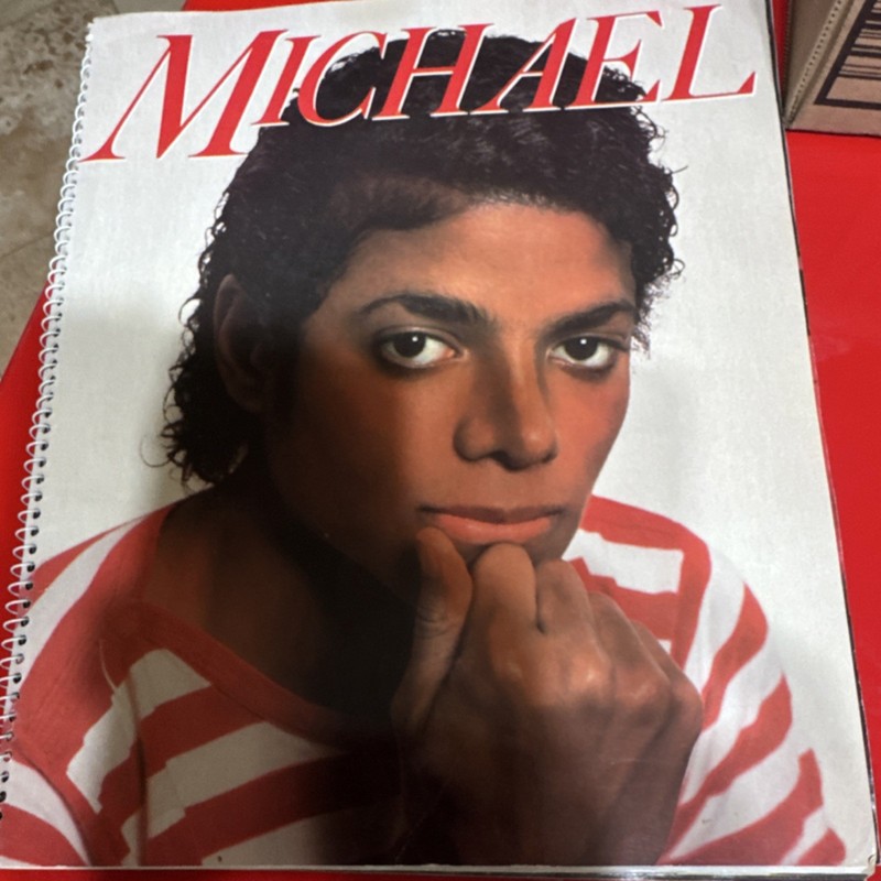 Michael Spiral-Bound Magazine Photo Spreads & "Michael on Video" Article