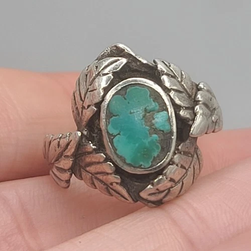Vintage Turquoise Ring Leaves Silver Tone Size 7.25
