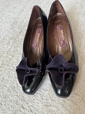 vintage bally leather heels velvet italian flower 1980s 5.5