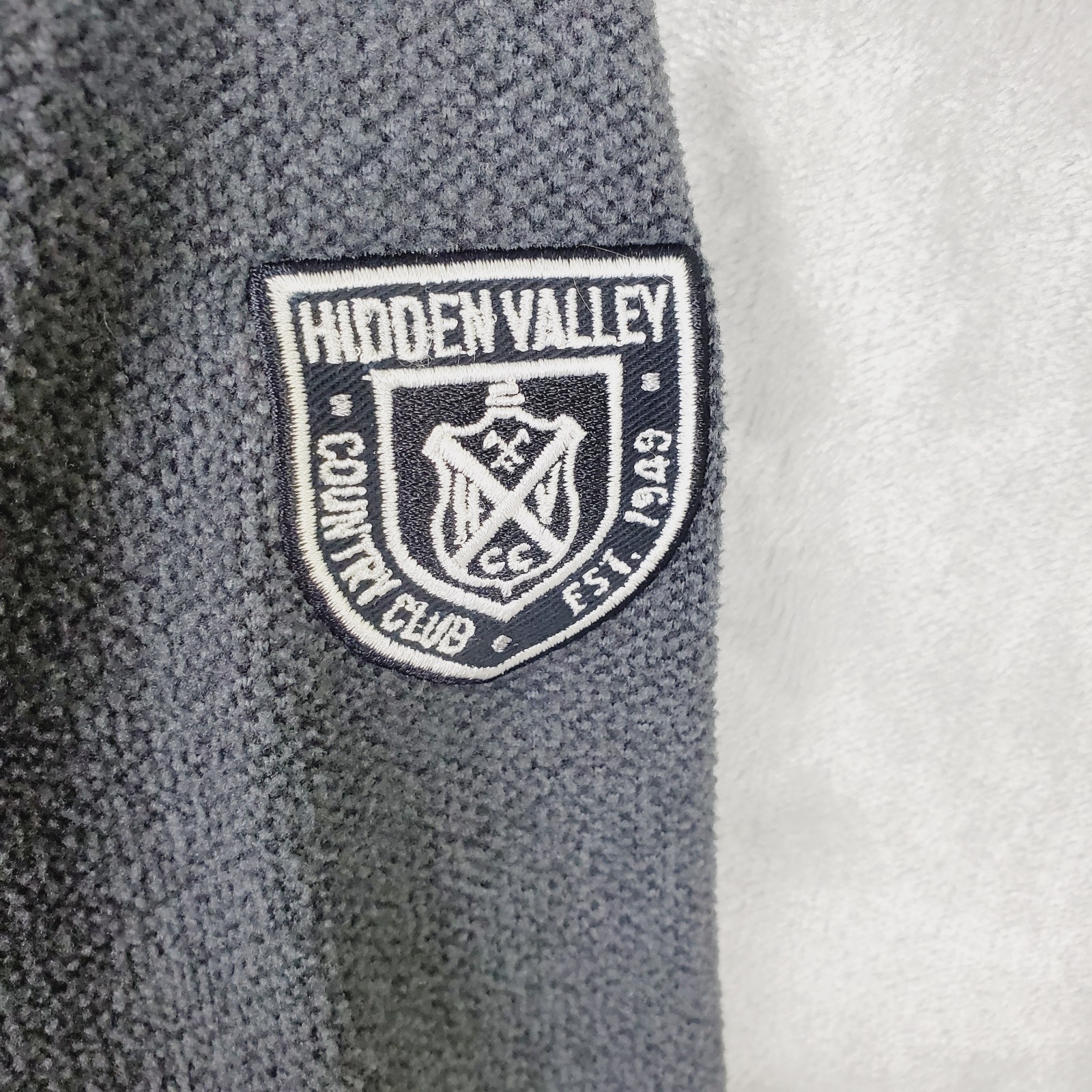 Ahead Authentics Large Hidden Valley country club… - image 2