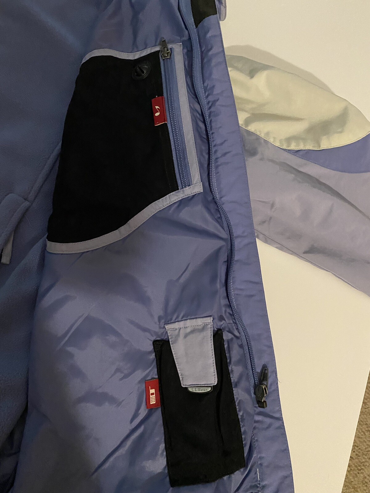 women’s LL Bean winter jacket - image 5