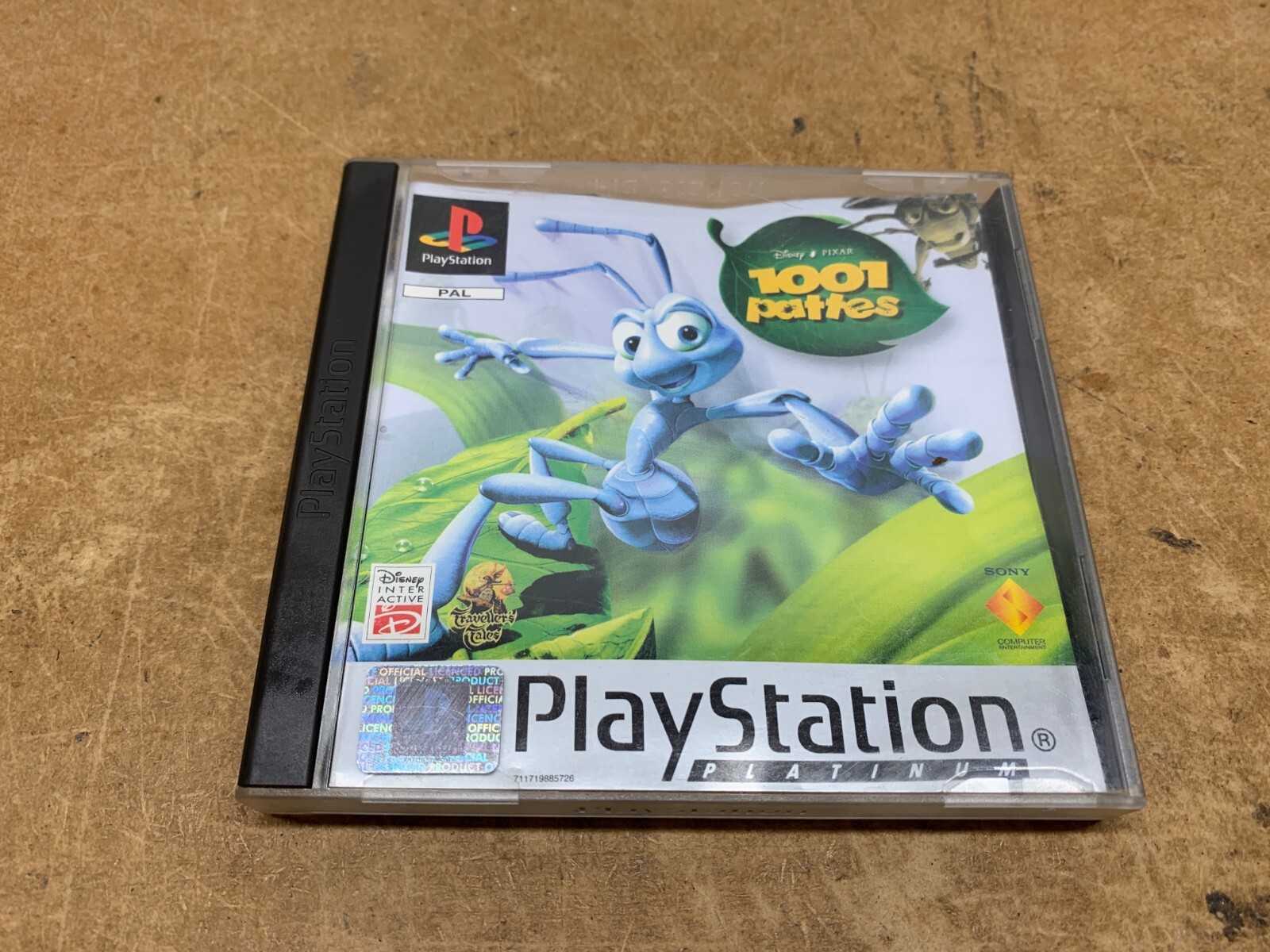 JEU SONY PLAYSTATION 1 PS1 1001 PATTES  PLATINUM EN BOITE