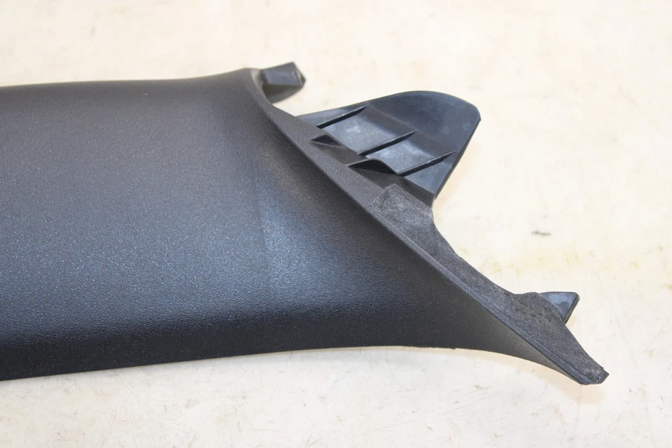 Cubierta de moldura de pilar derecho Mazda MX-5 Miata 2006-2015 NE5168161 OEM KT122 Foto 2 de 4