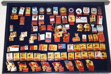 Coca-Cola PIN Konvolut #16 SAFE box 81 Pins Olympische Spiele LA Seoul Calgary