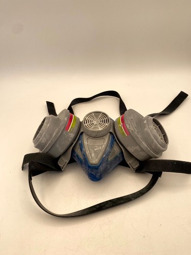 MSA Half Face Reusable Respirator Blue & Gray Adjustable Straps Lightweight - Picture 2 of 5