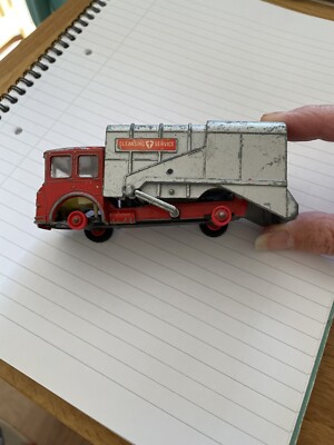 Matchbox Lesney Series King Size K-7 Refuse Truck-  1970s