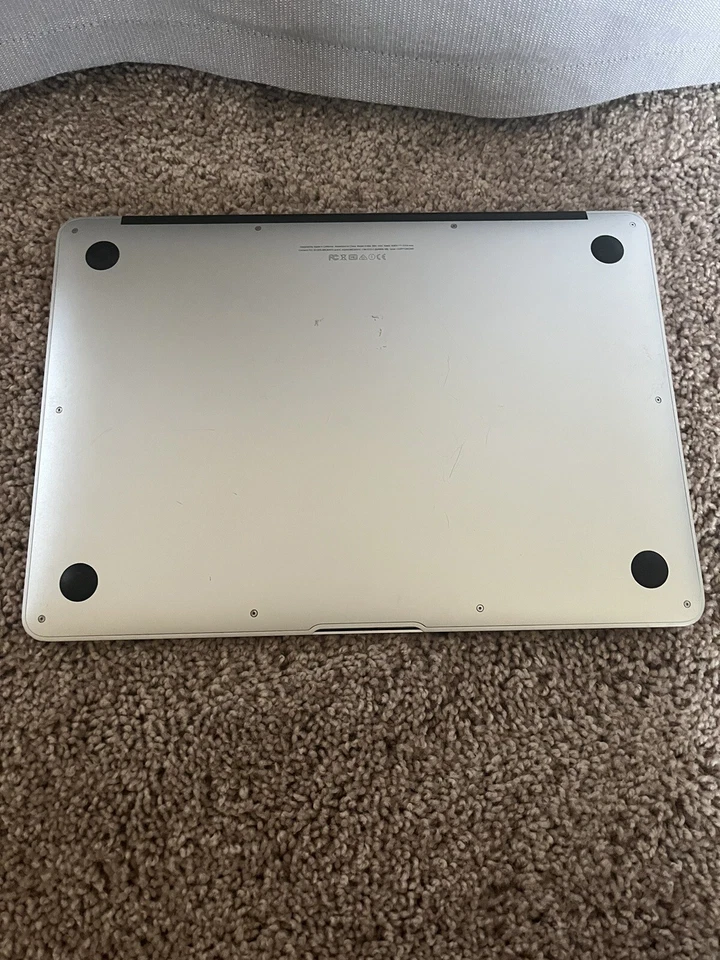 Apple MacBook Air 13" - Core i5 1.6GHz (Early 2015) 4GB 128GB SSD No Power Cord - Image 3 of 4