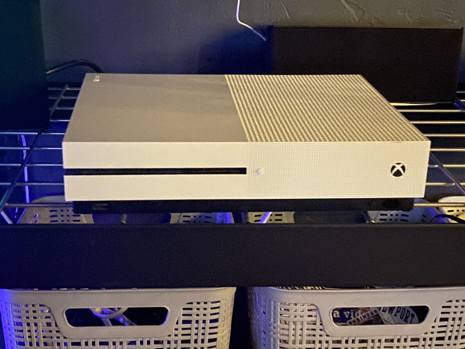 Microsoft Xbox One S 500GB Video Game Console - White (ZQ9-00001) for sale  online