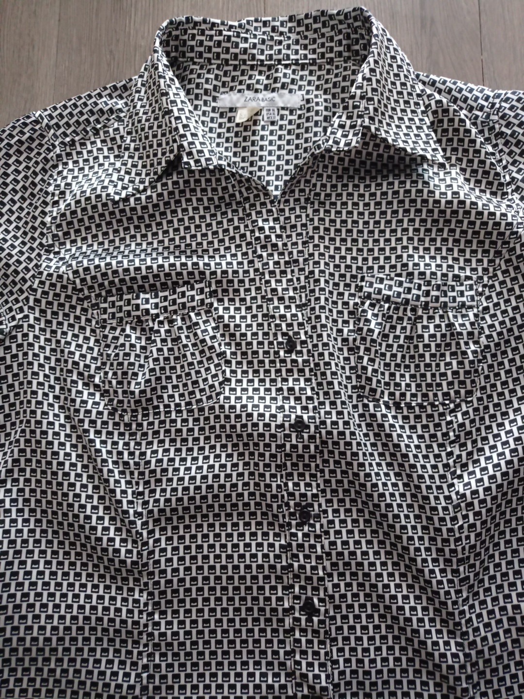 Zara Basic Black White Geometric Button Up Blouse… - image 2